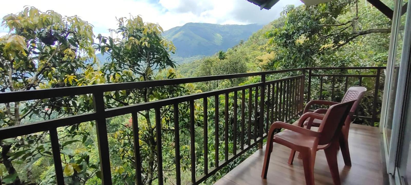 The Lake View Munnar Exterior photo