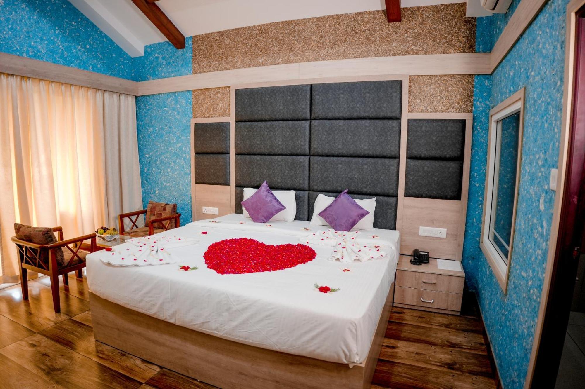 The Lake View Munnar Exterior photo