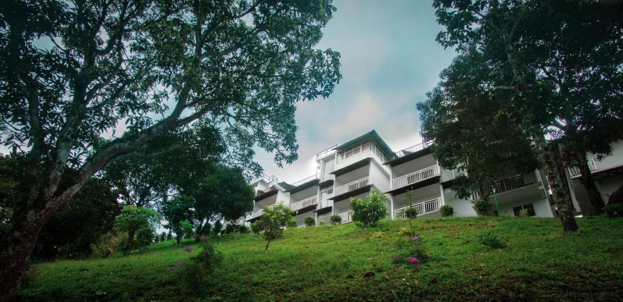 The Lake View Munnar Exterior photo