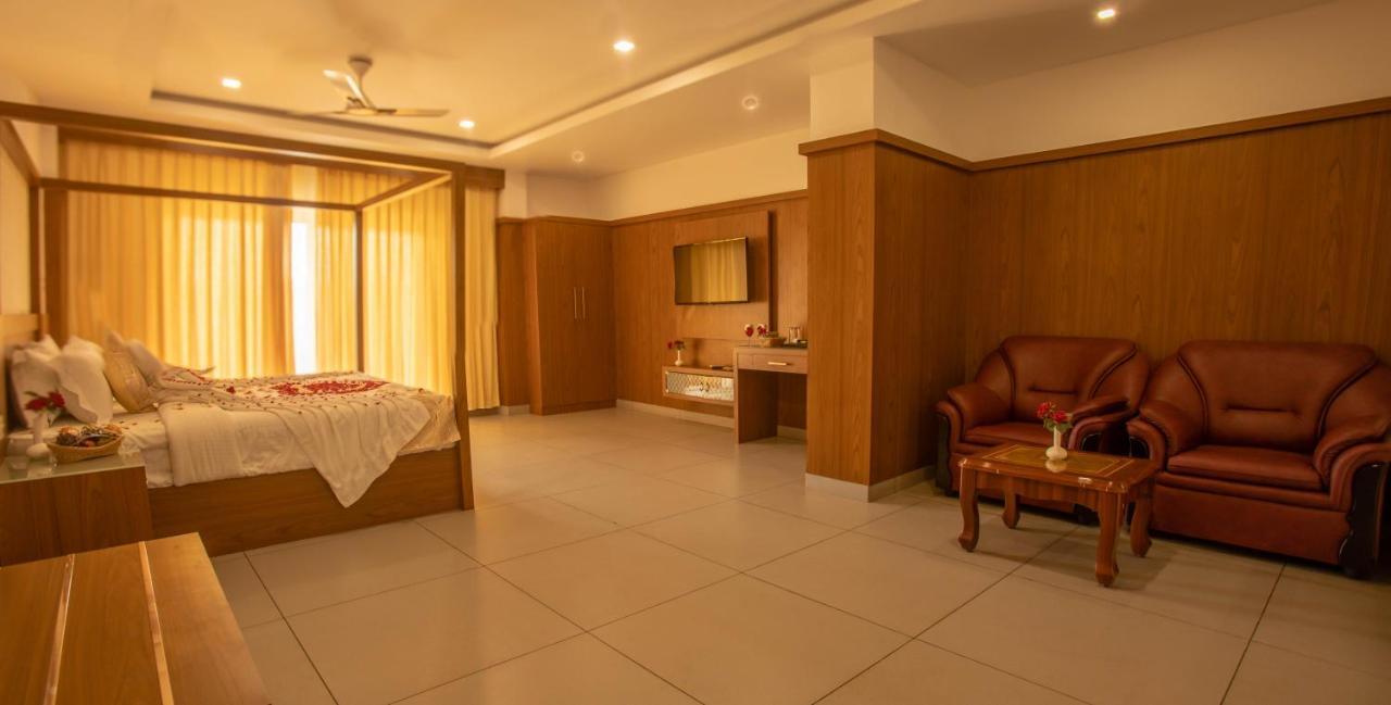 The Lake View Munnar Exterior photo